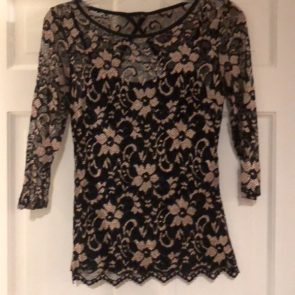 No Boundaries Black and Tan Top - Picture 1 of 3